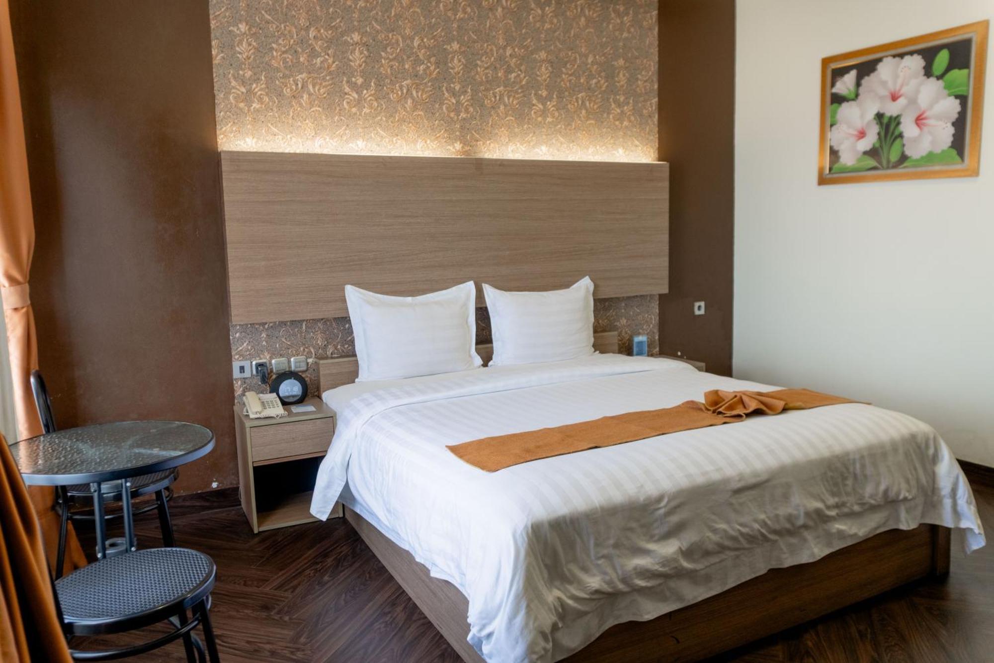 Muara Hotel&Mall Ternate Esterno foto